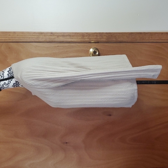 croft & barrow Woman's 1pc Sweater EUC - Picture 6 of 7